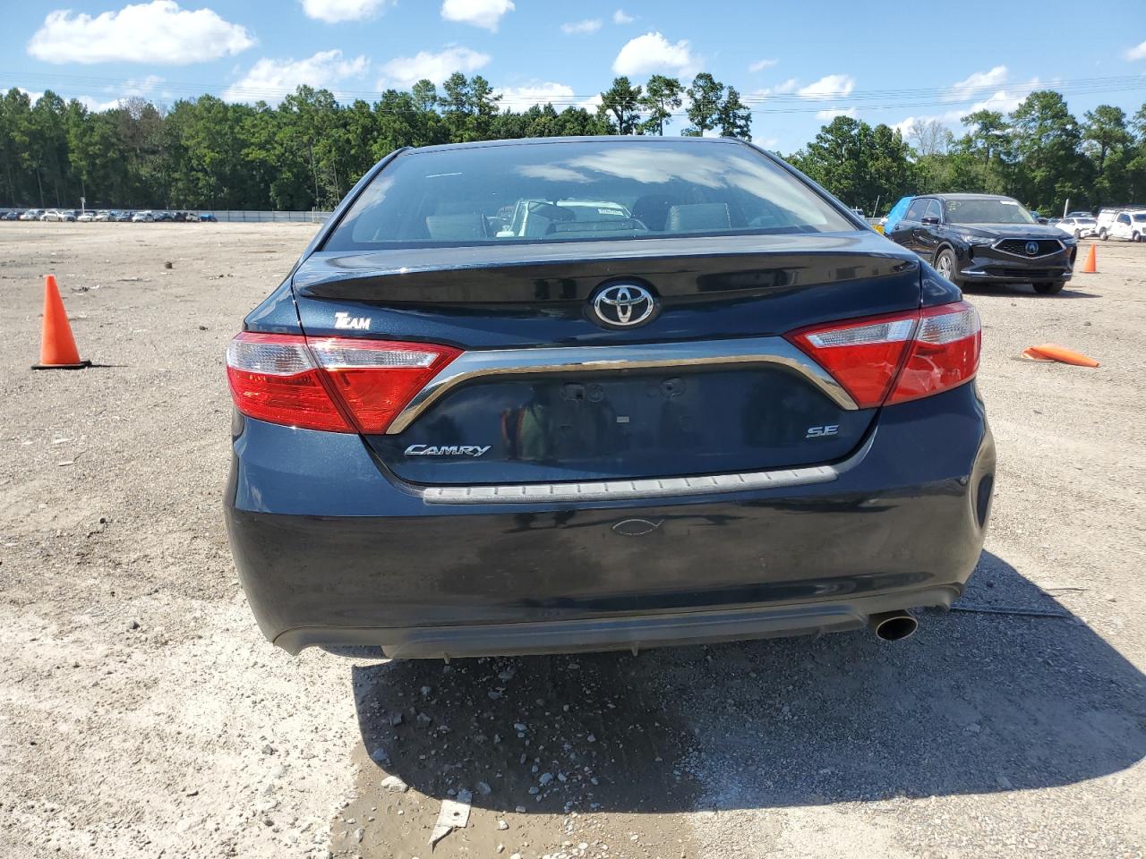 2017 Toyota Camry Le vin: 4T1BF1FK3HU664038