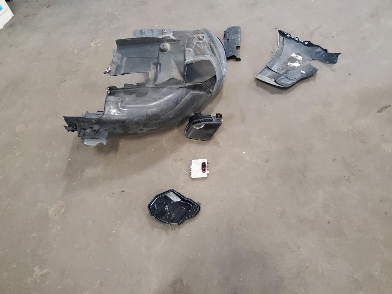 WBANV13509C155032 2009 BMW 528 Xi