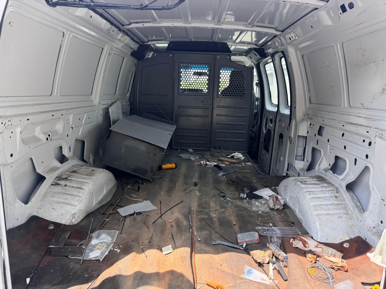 1FTNE2EWXEDB18363 2014 Ford Econoline E250 Van