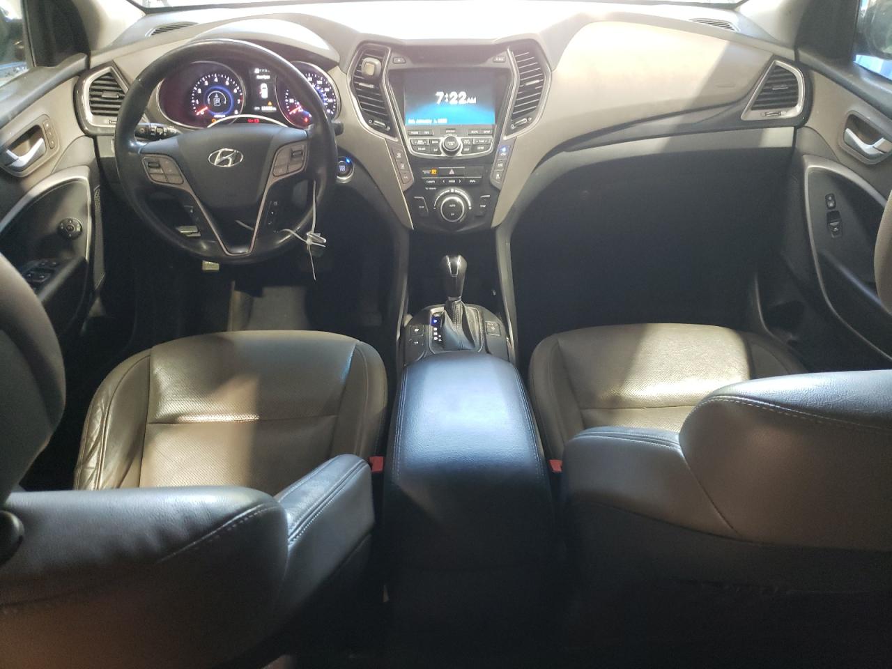 2016 Hyundai Santa Fe Se Ultimate vin: KM8SRDHF2GU131976