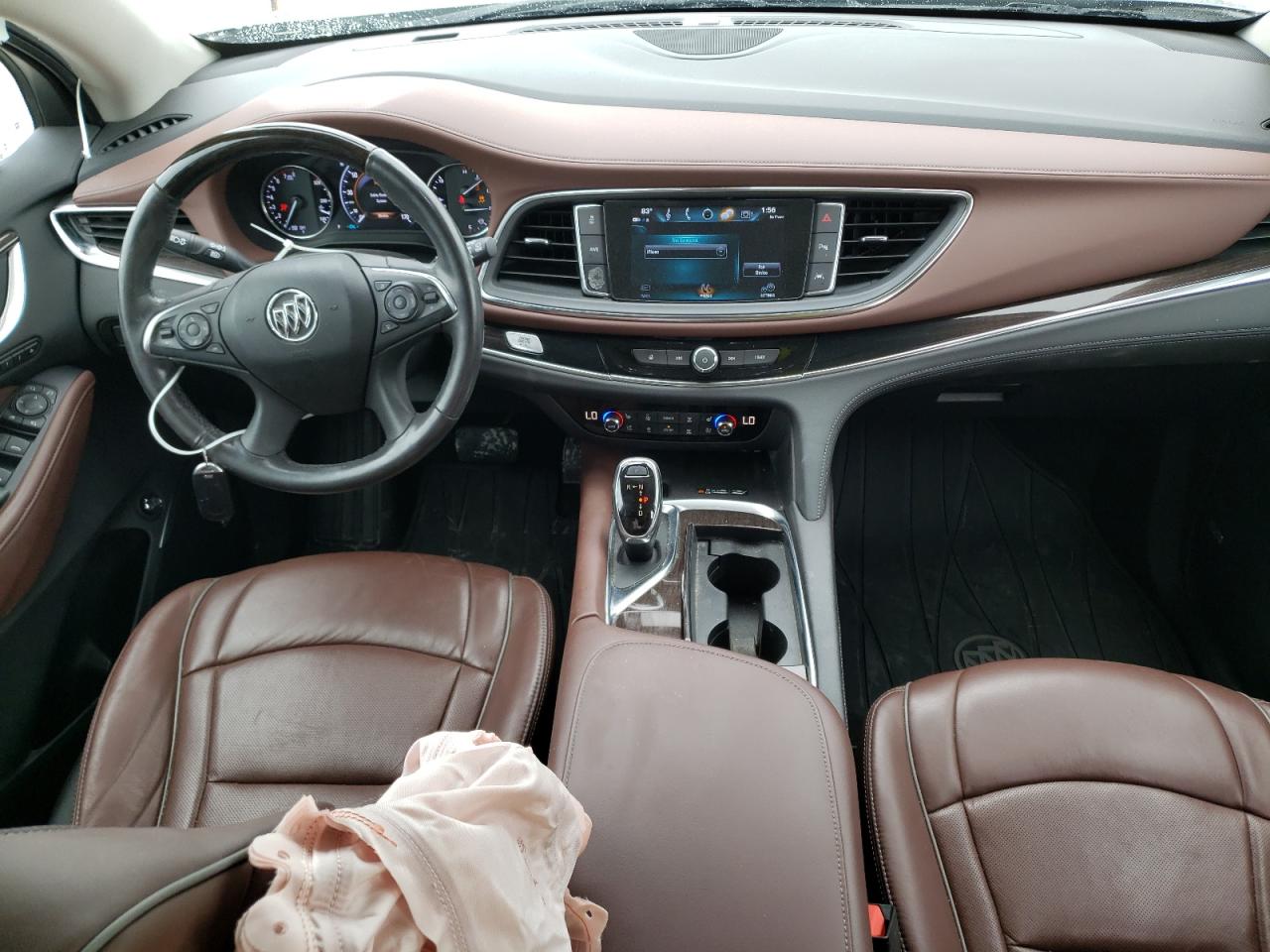 5GAEVCKW8JJ181274 2018 Buick Enclave Avenir