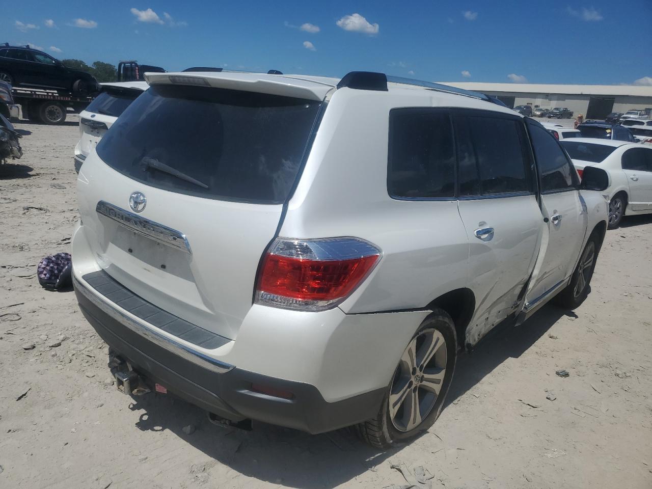 Lot #2853124336 2012 TOYOTA HIGHLANDER