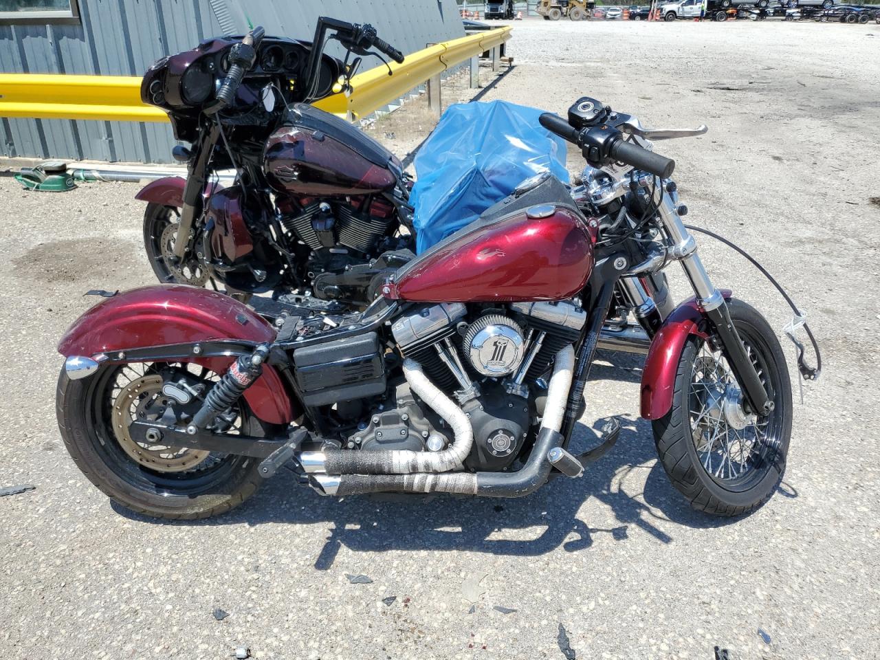 Harley Davidson FXDB / Dyna Street Bob 2011 