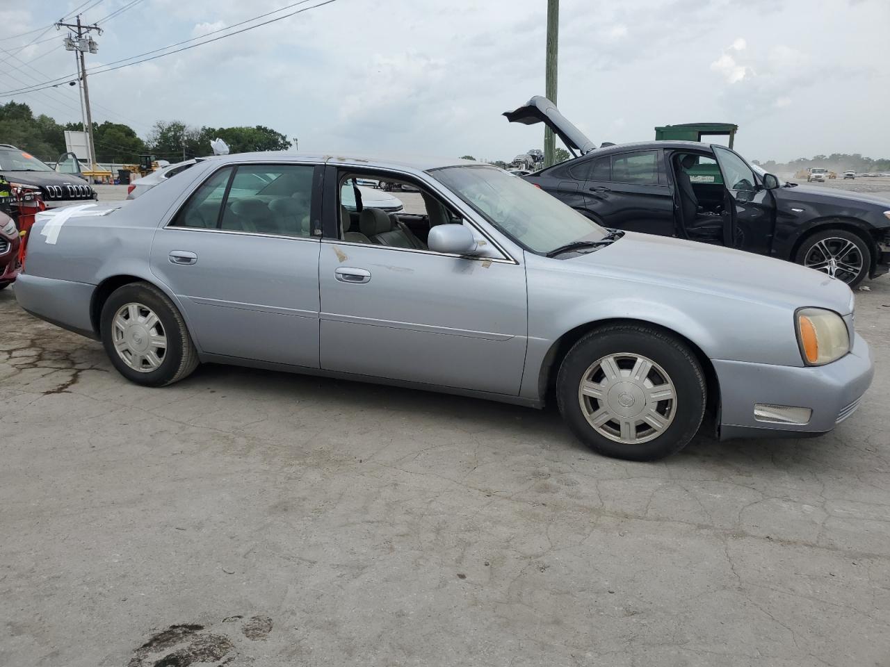 1G6KD54Y04U223439 2004 Cadillac Deville