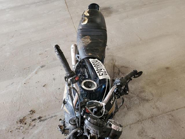 2022 KAWASAKI ZR900 R - JKAZR2C1XNA065009