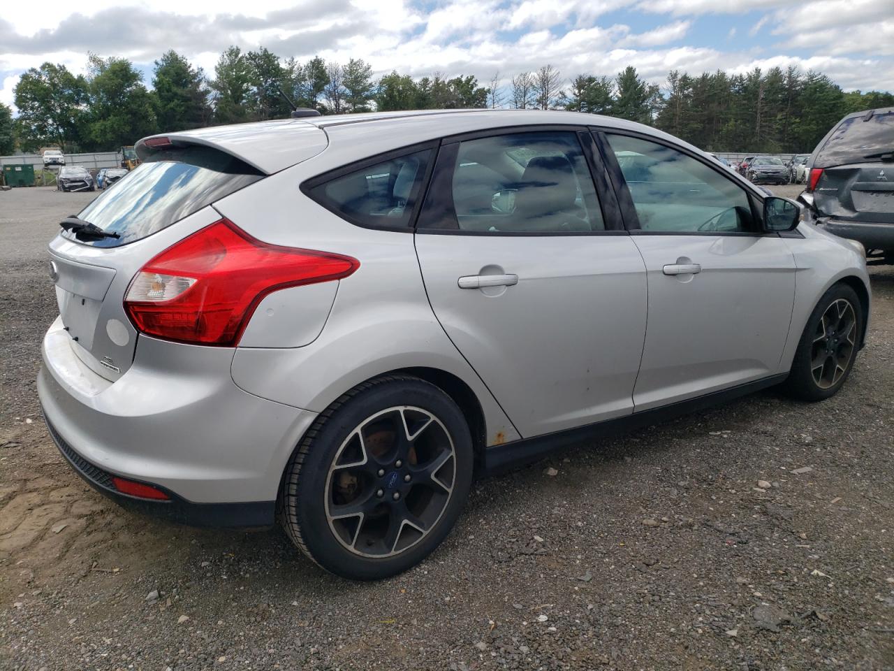 2014 Ford Focus Se vin: 1FADP3K23EL280506