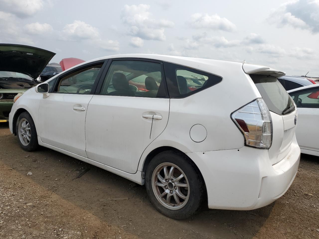 Lot #2699007943 2014 TOYOTA PRIUS V