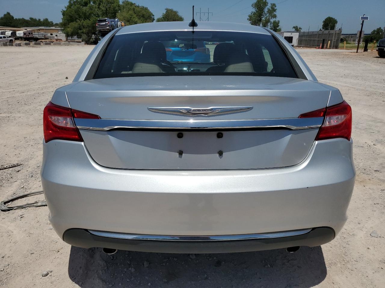 1C3CCBBG2CN101563 2012 Chrysler 200 Touring