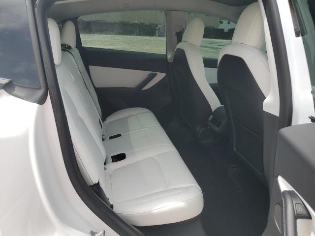 2022 Tesla Model Y VIN: 7SAYGDEE6NF320381 Lot: 61138114