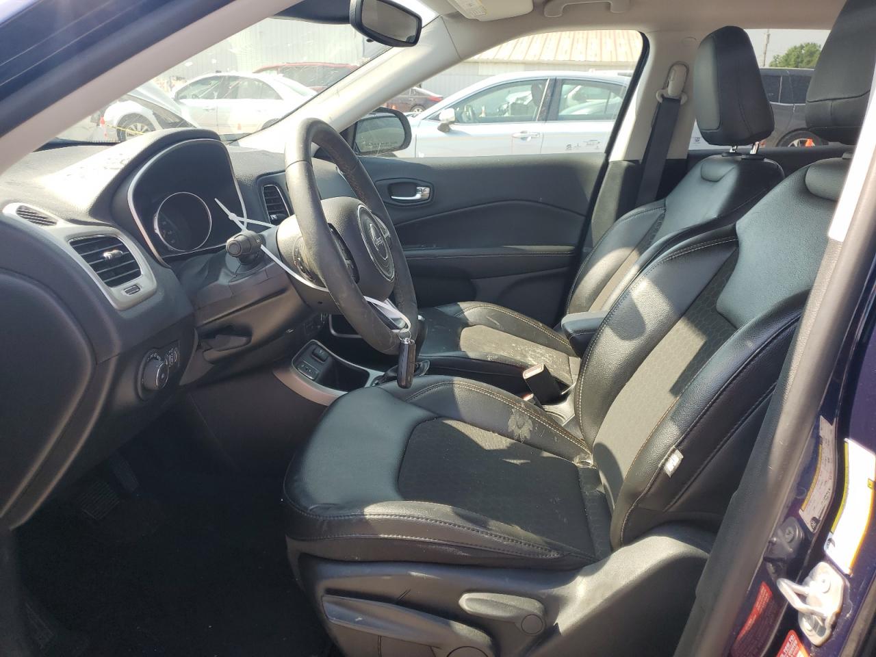 3C4NJCBB0MT517939 2021 Jeep Compass Latitude