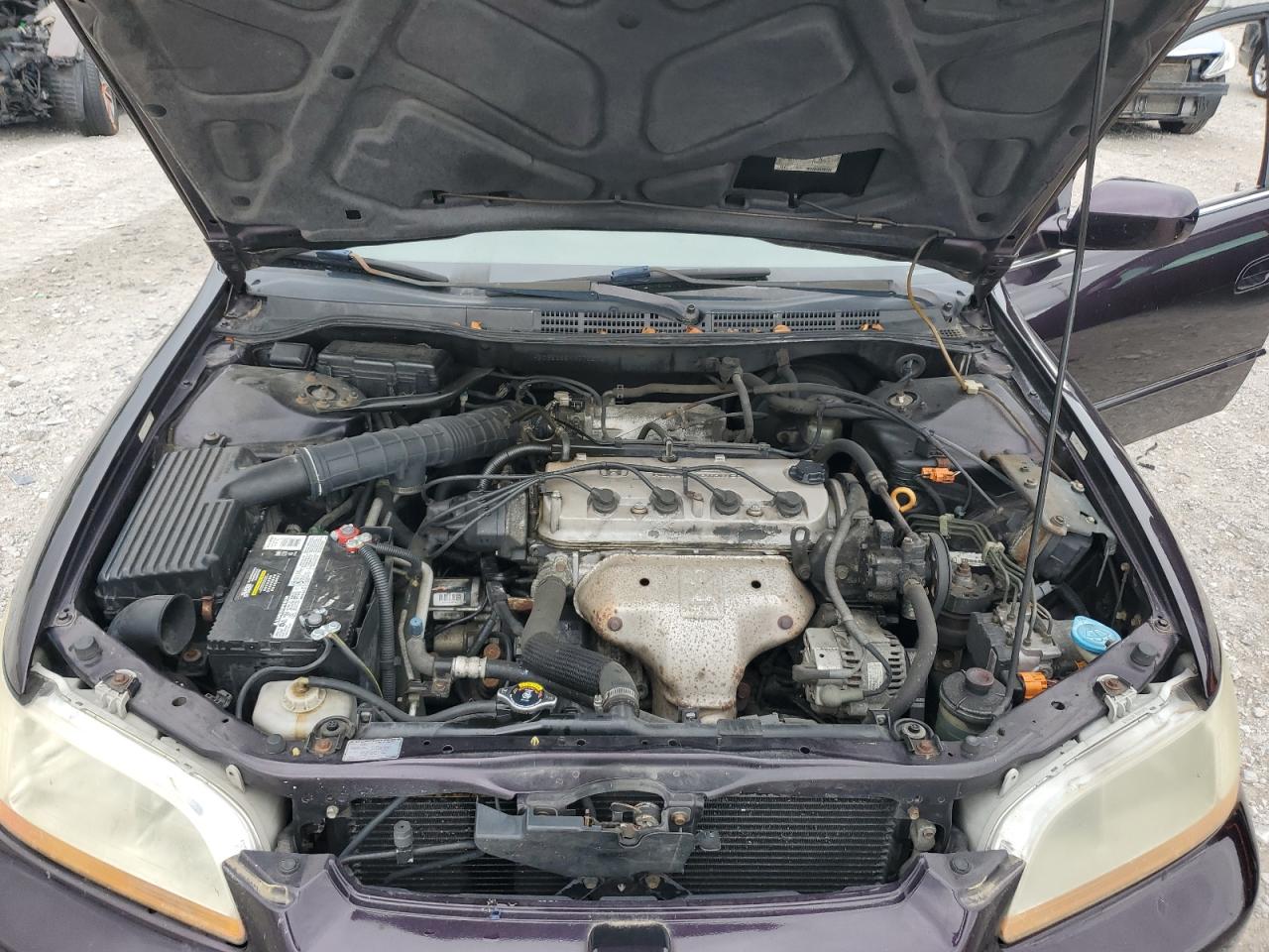 1HGCG5658XA076290 1999 Honda Accord Ex