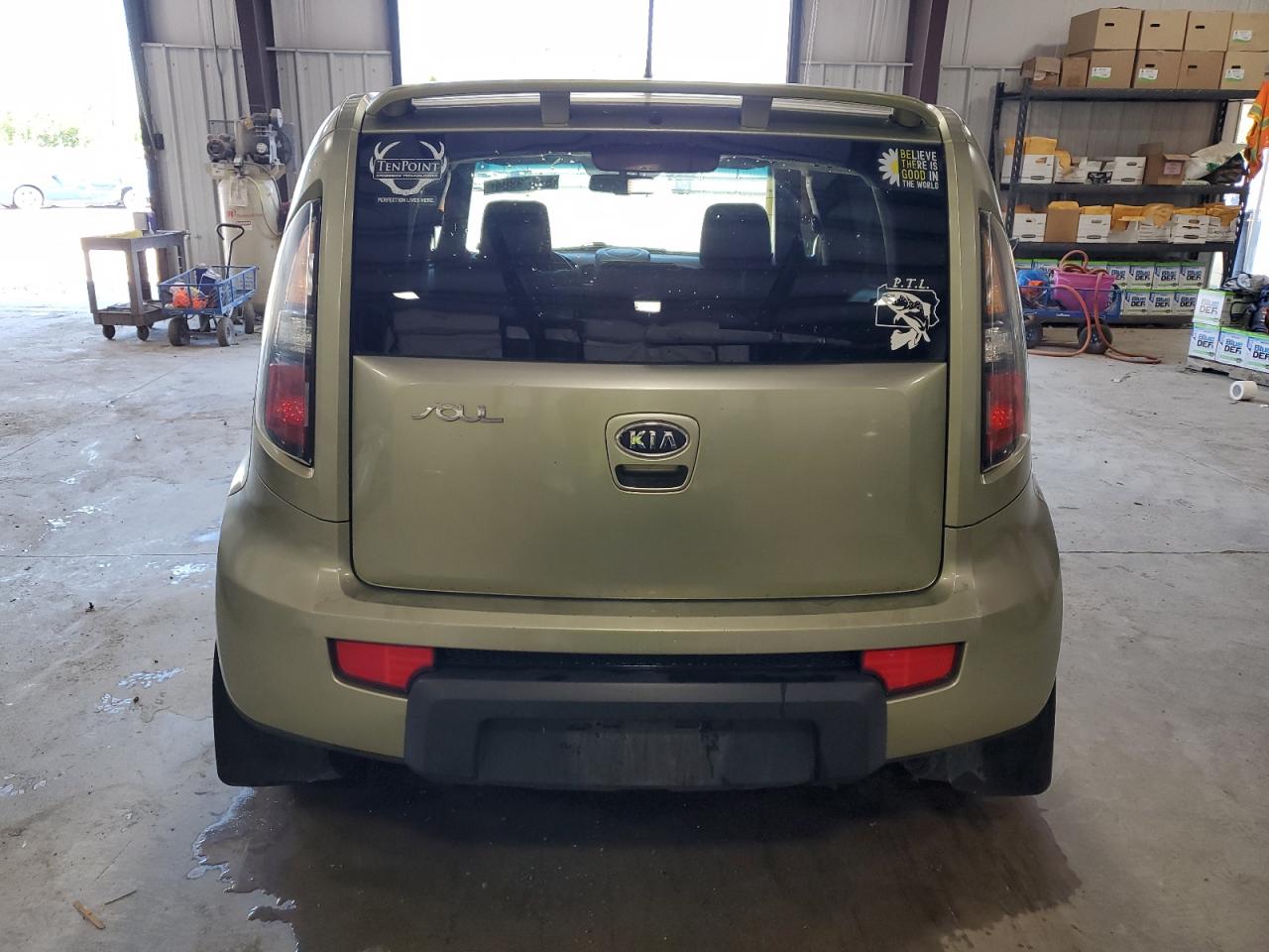KNDJT2A2XA7191863 2010 Kia Soul +