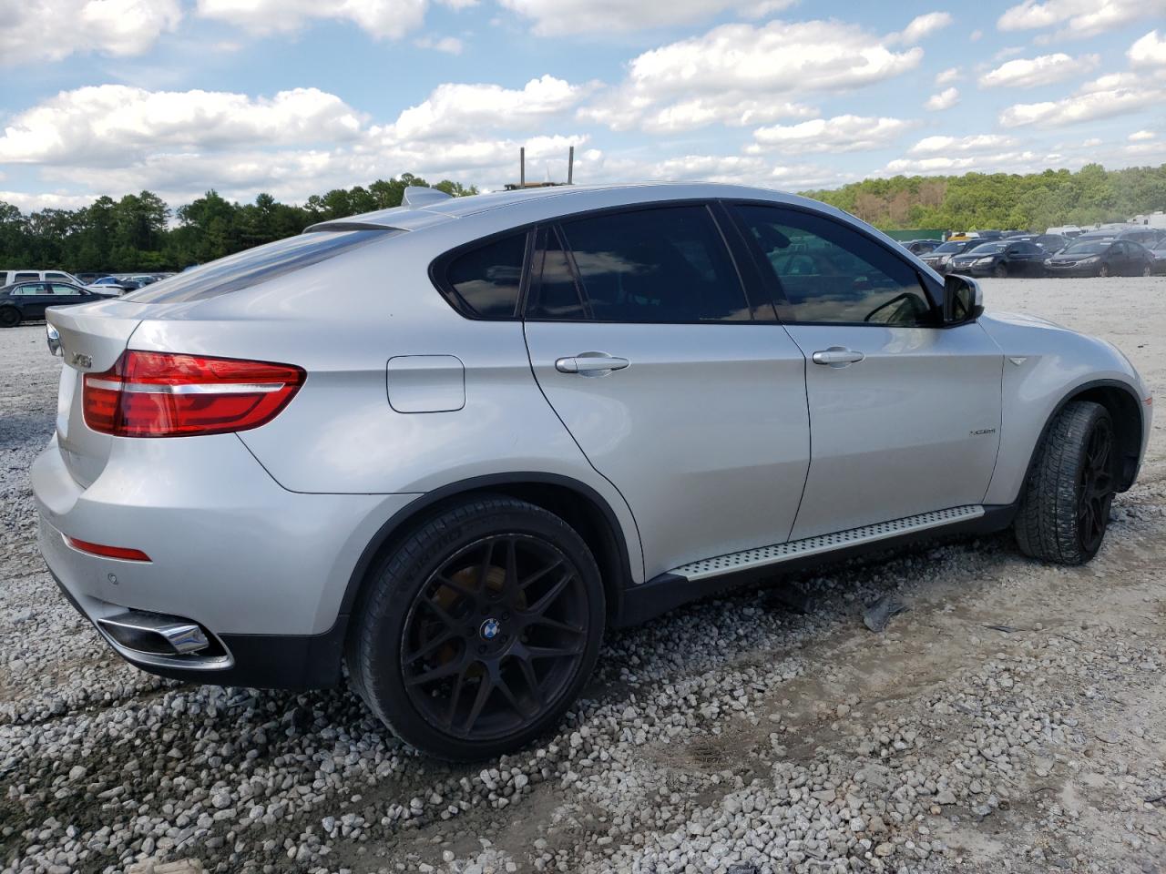 2013 BMW X6 xDrive50I vin: 5UXFG8C59DL592335