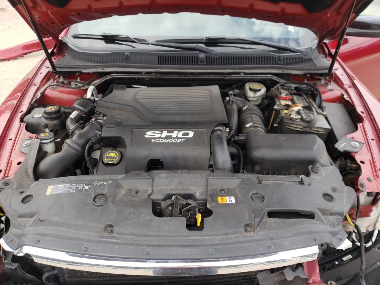 1FAHP2KT4FG121766 2015 Ford Taurus Sho