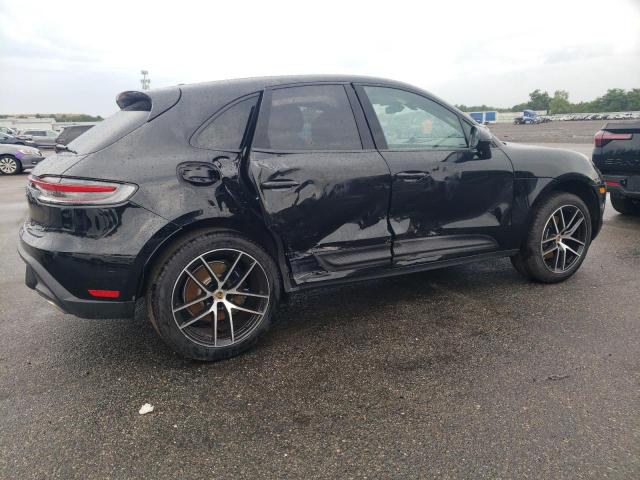 VIN WP1AA2A5XRLB11480 2024 Porsche Macan, Base no.3