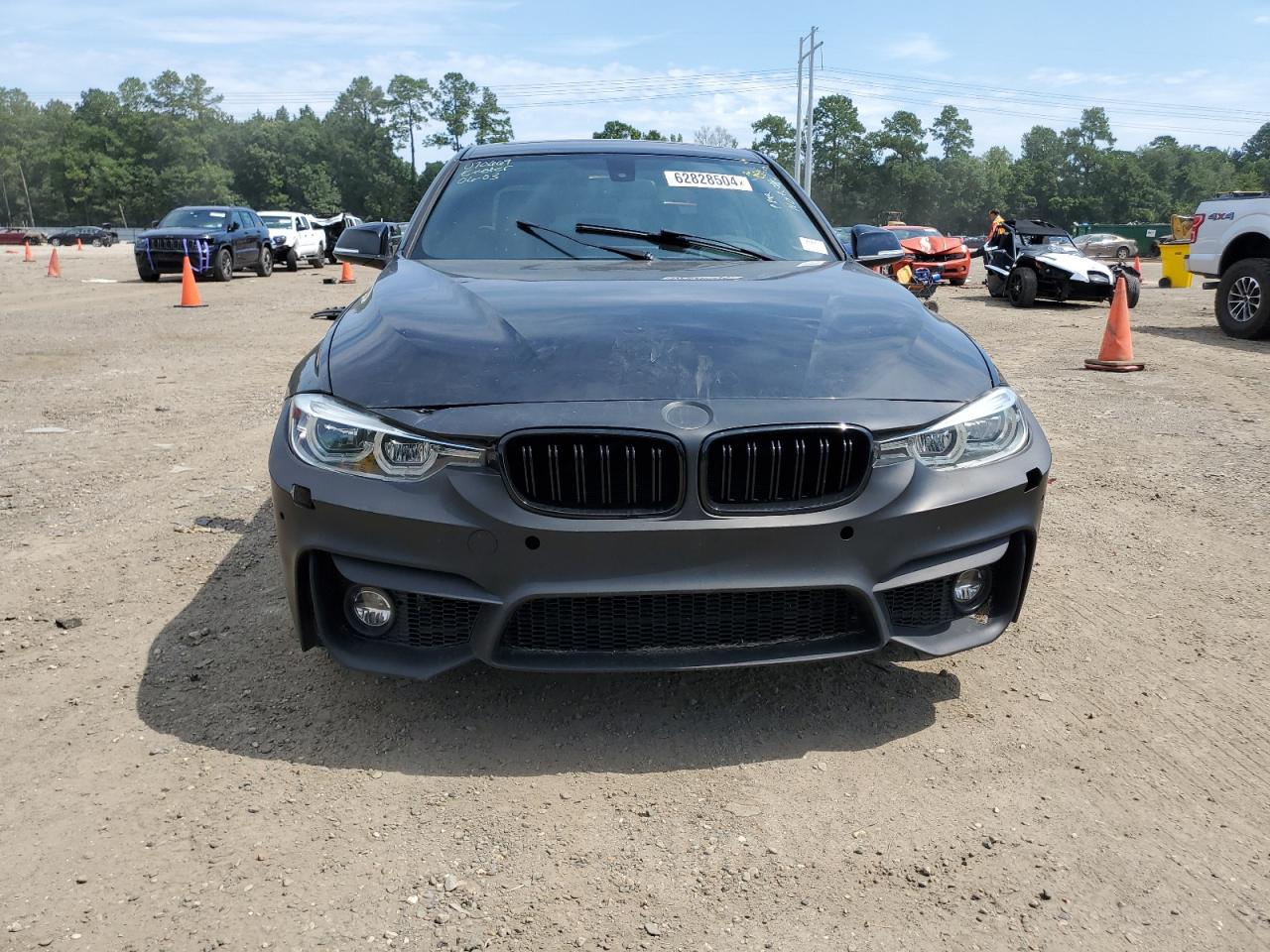 2018 BMW 330 Xi vin: WBA8D9G59JNU70669