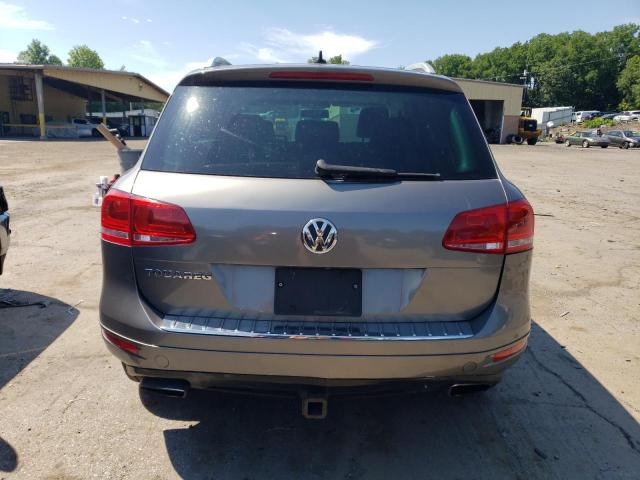 2011 Volkswagen Touareg V6 VIN: WVGFF9BP2BD001343 Lot: 62072324