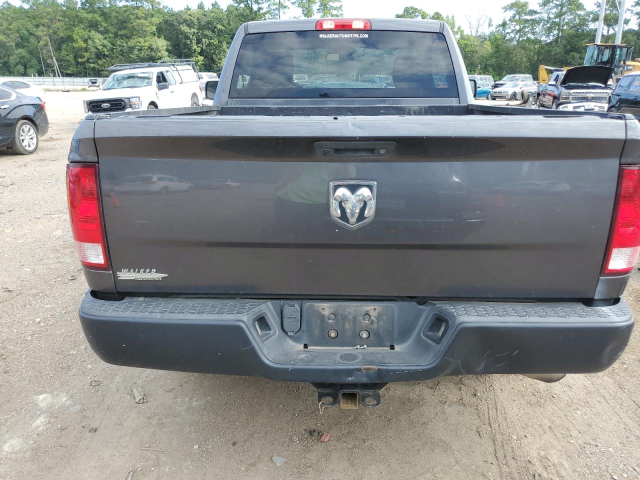 3C6JR6AGXKG504098 2019 Ram 1500 Classic Tradesman