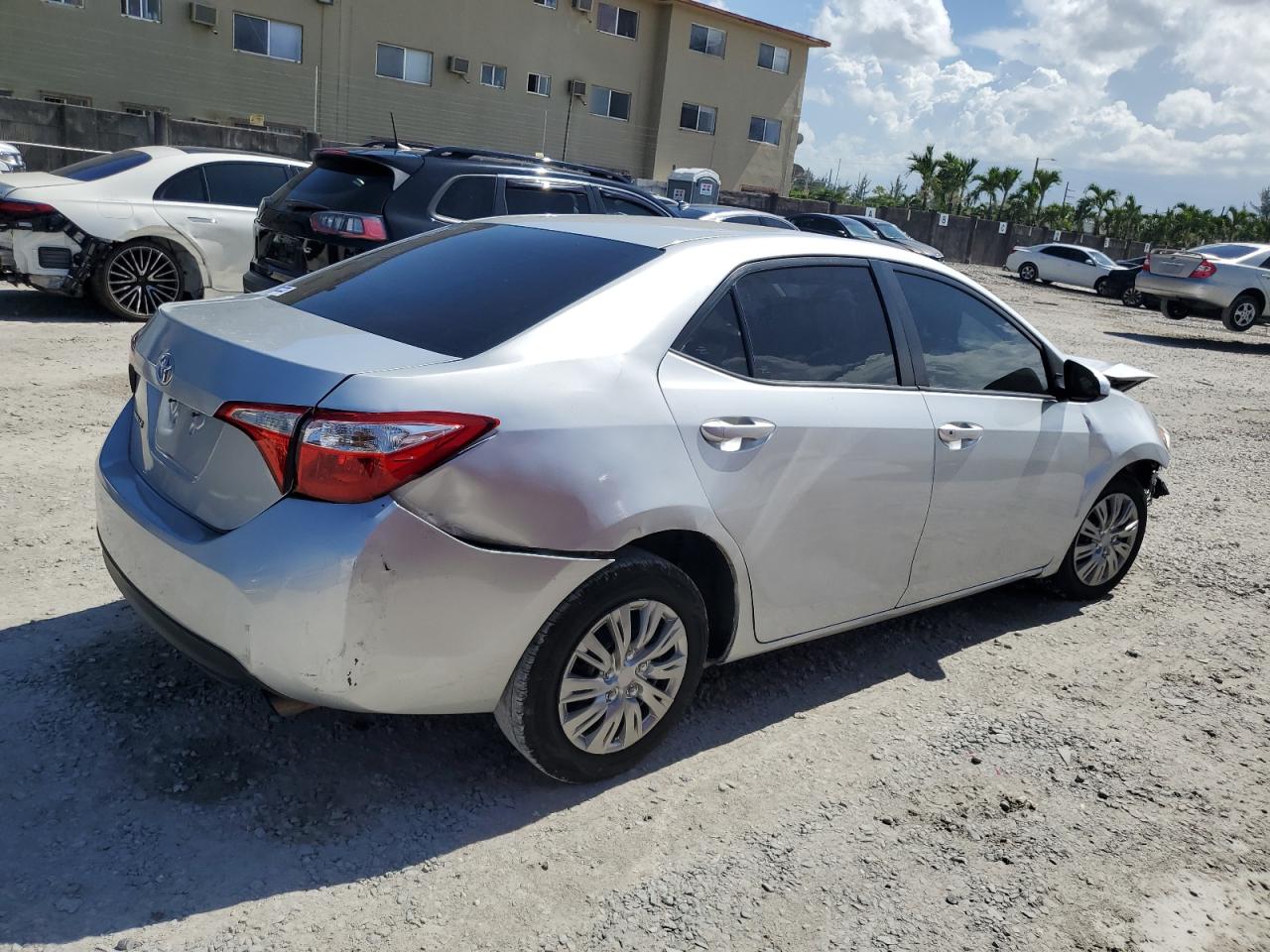 2014 Toyota Corolla L vin: 2T1BURHE8EC171366