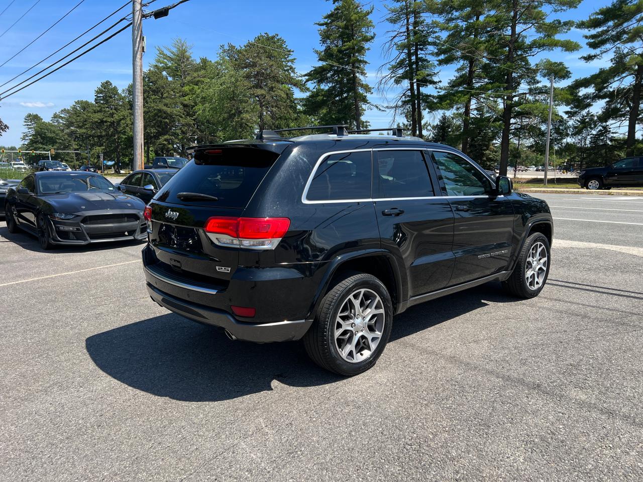 2018 Jeep Grand Cherokee Limited vin: 1C4RJFBG3JC267599