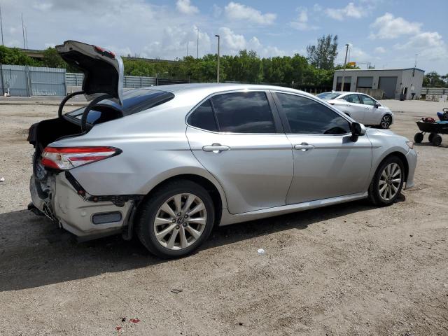 VIN 4T1B11HK8JU652274 2018 Toyota Camry, L no.3