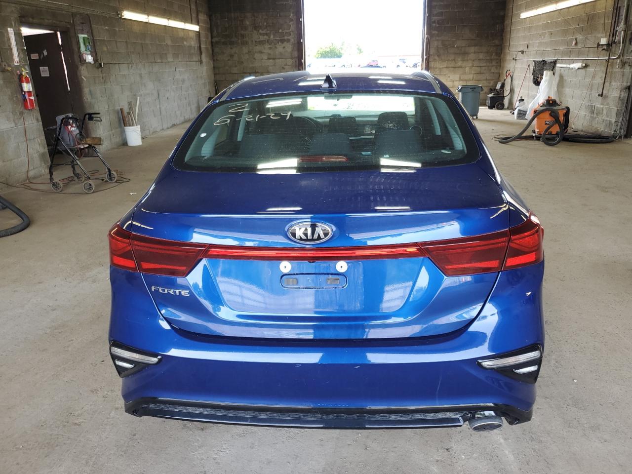 3KPF24AD9ME336420 2021 Kia Forte Fe