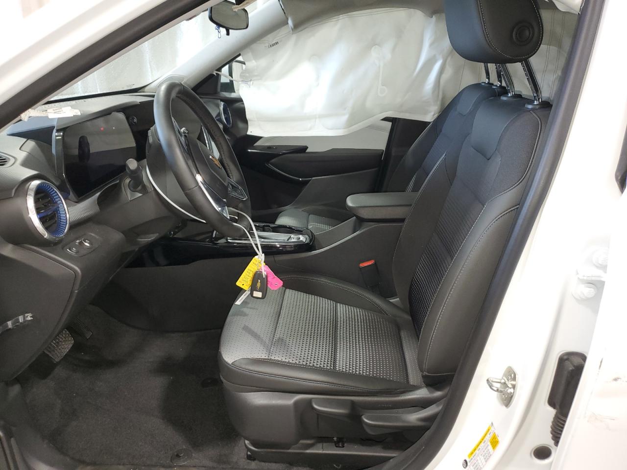 KL77LHE25RC075056 2024 Chevrolet Trax 1Lt