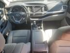 TOYOTA HIGHLANDER photo