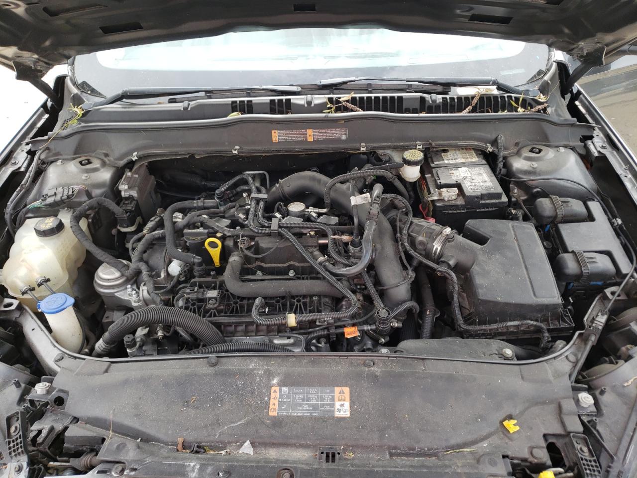 3FA6P0HD2LR252744 2020 Ford Fusion Se