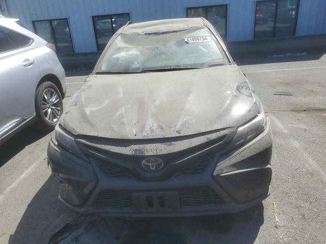 VIN 4T1G11AK4MU409601 2021 Toyota Camry, SE no.5