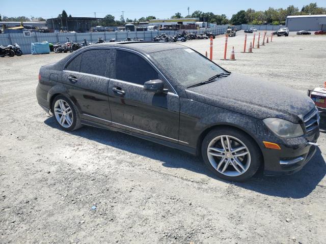 VIN WDDGF4HB7EA933931 2014 Mercedes-Benz C-Class, 250 no.4