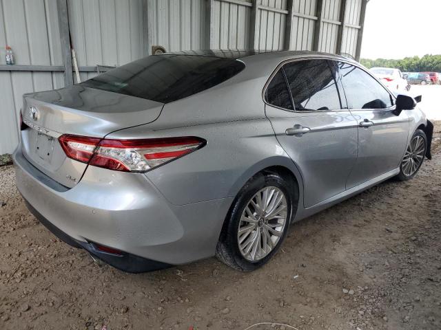 VIN 4T1B11HK8JU038339 2018 Toyota Camry, L no.3