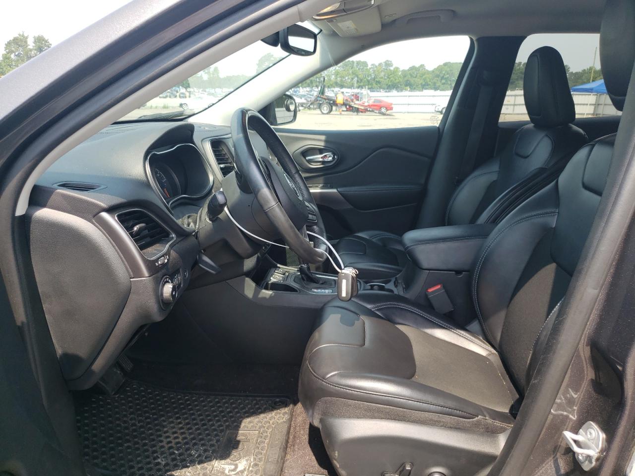 1C4PJLLX7KD222598 2019 Jeep Cherokee Latitude Plus