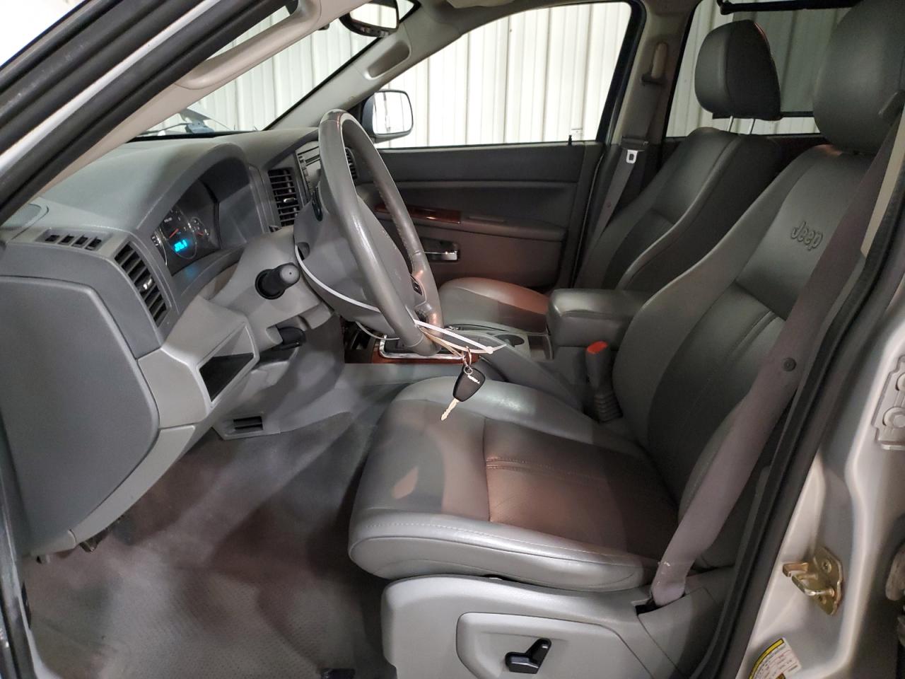 1J8HR58P07C555863 2007 Jeep Grand Cherokee Limited