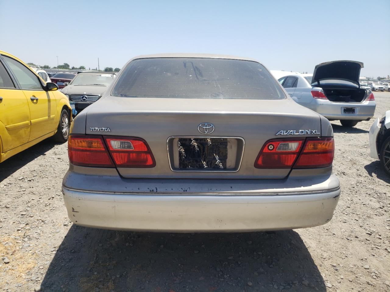 4T1BF18B1WU240772 1998 Toyota Avalon Xl