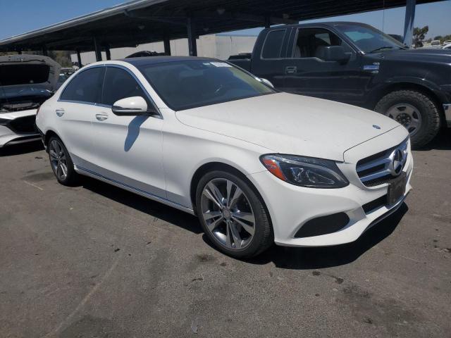 VIN 55SWF4JB7GU126429 2016 Mercedes-Benz C-Class, 300 no.4