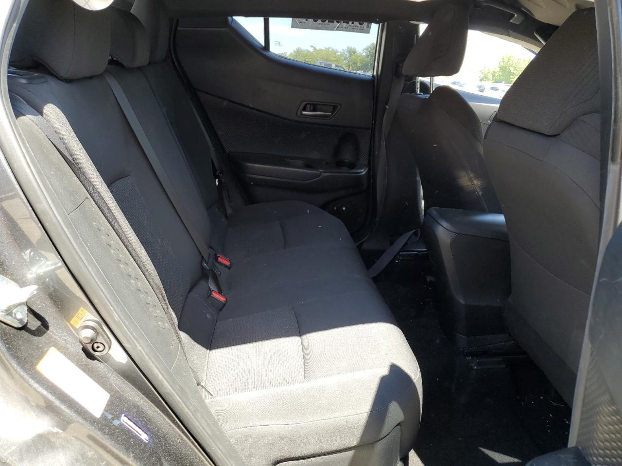 NMTKHMBX1JR059526 2018 Toyota C-Hr Xle