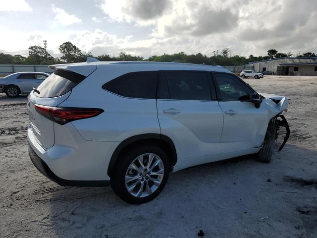 VIN 5TDKDRAH6PS021447 2023 Toyota Highlander, L no.3