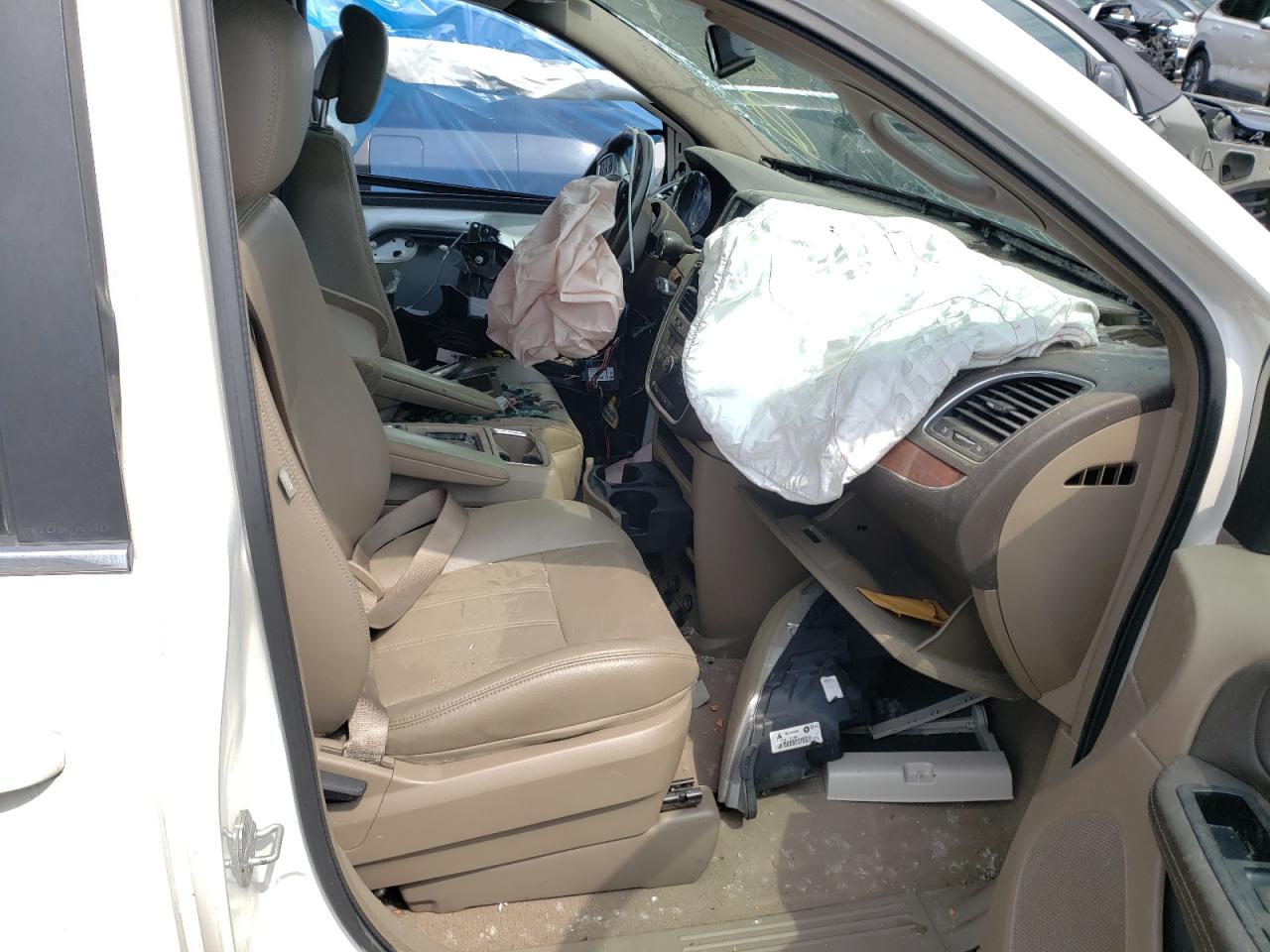 2C4RC1BG7CR361606 2012 Chrysler Town & Country Touring