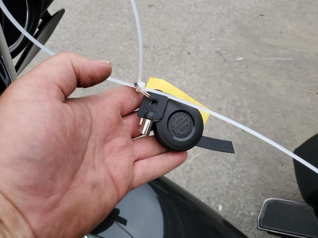 2018 HARLEY-DAVIDSON FLHTCUTG T 1HD1MAD19JB858508