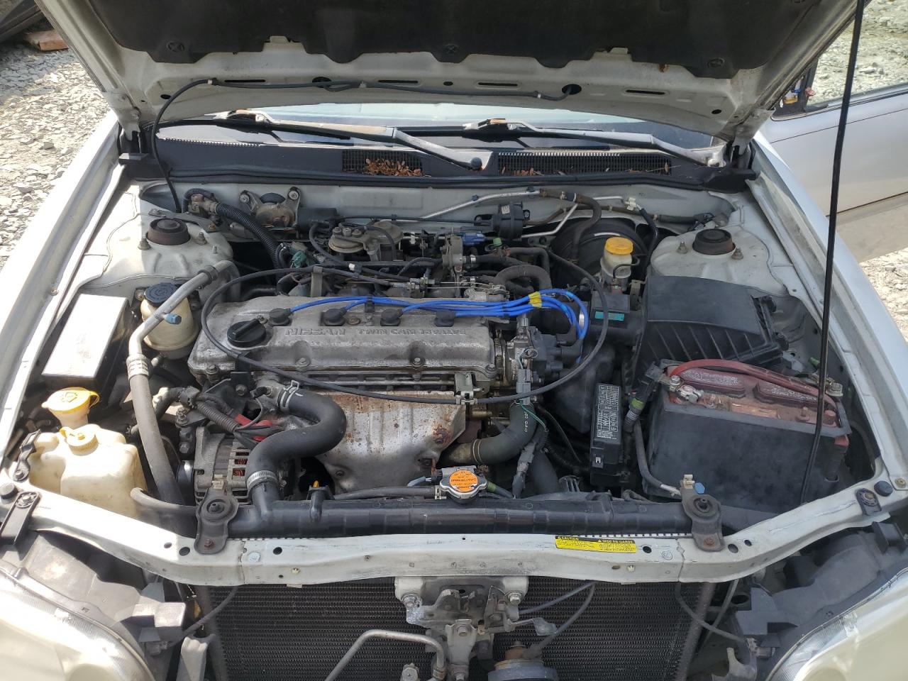 1N4DL01D9YC176166 2000 Nissan Altima Xe