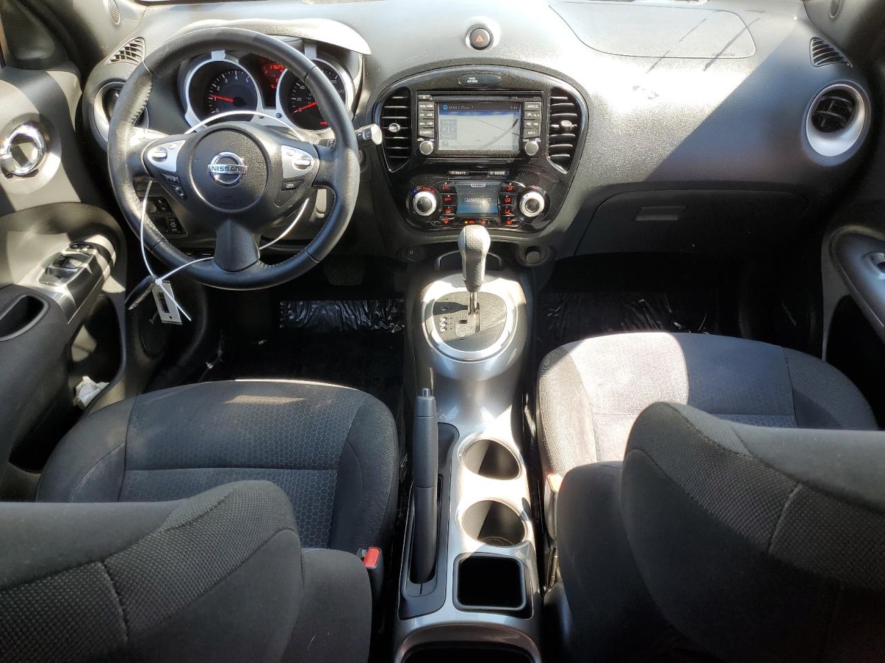 2015 Nissan Juke S vin: JN8AF5MV3FT556286