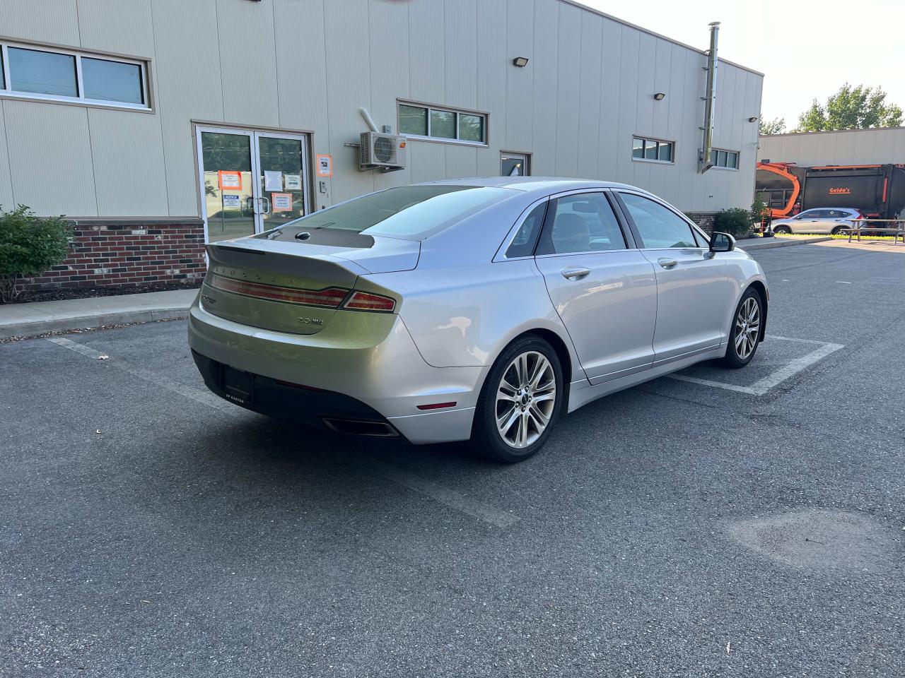 2014 Lincoln Mkz vin: 3LN6L2J93ER823860