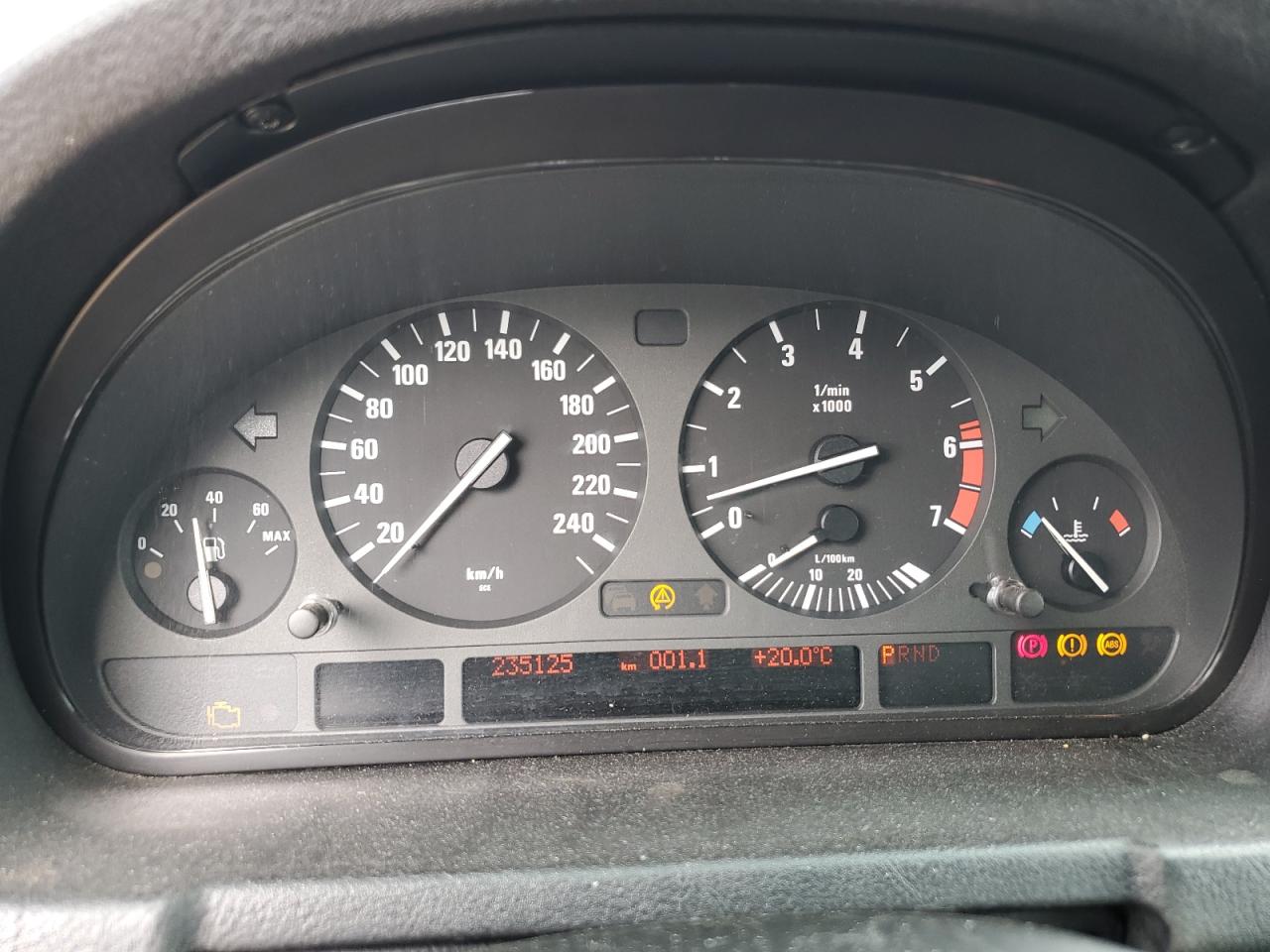 5UXFB33572LH35722 2002 BMW X5 4.4I