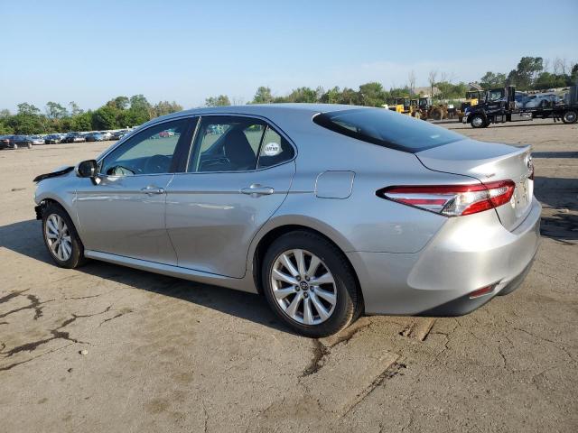 4T1B11HKXJU116250 2018 TOYOTA CAMRY - Image 2