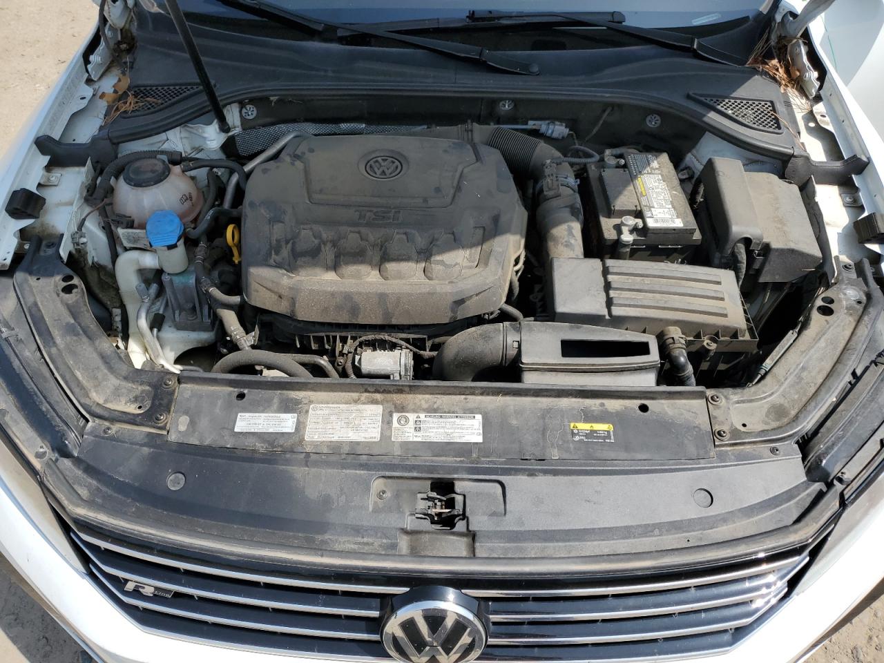 1VWAA7A34JC019490 2018 Volkswagen Passat S