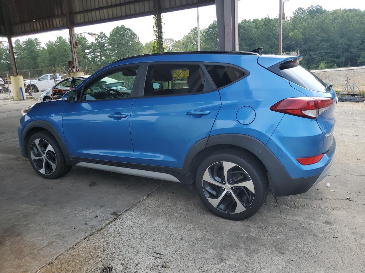 2018 Hyundai Tucson Value vin: KM8J3CA29JU635270