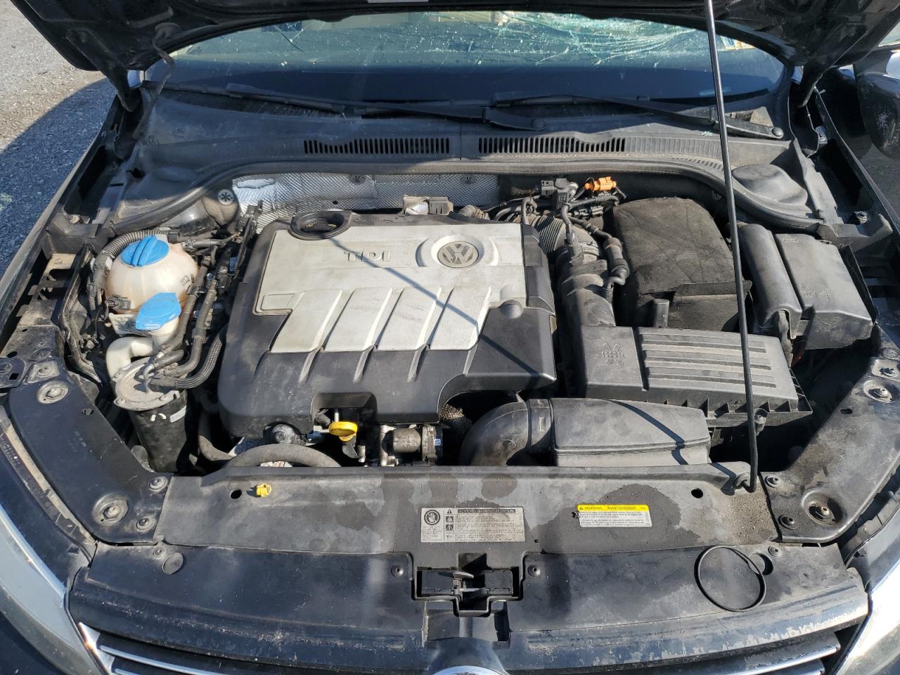 3VWLL7AJ8EM443003 2014 Volkswagen Jetta Tdi