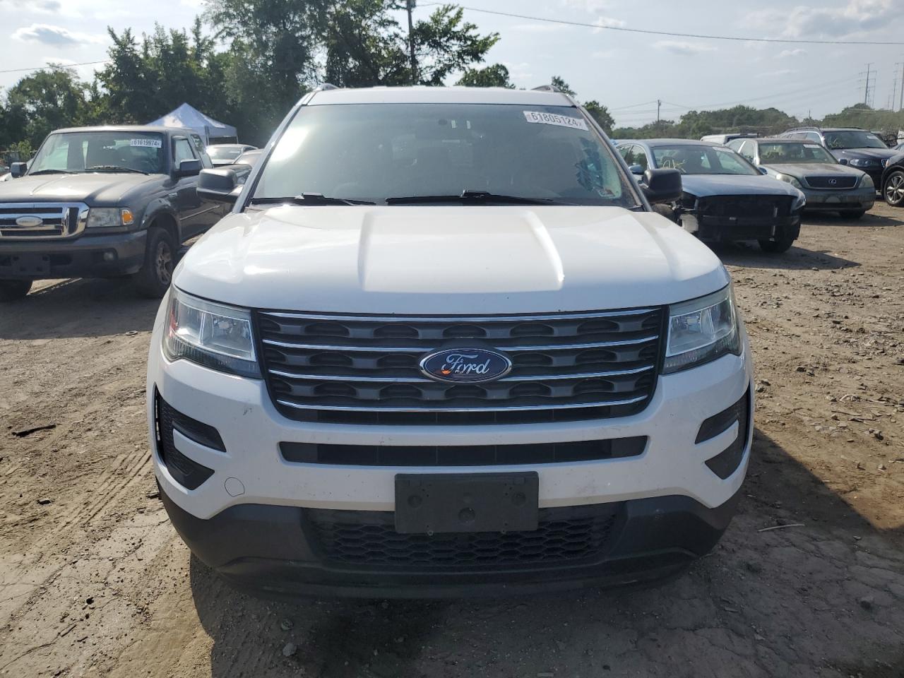 2016 Ford Explorer vin: 1FM5K8BH5GGB92627