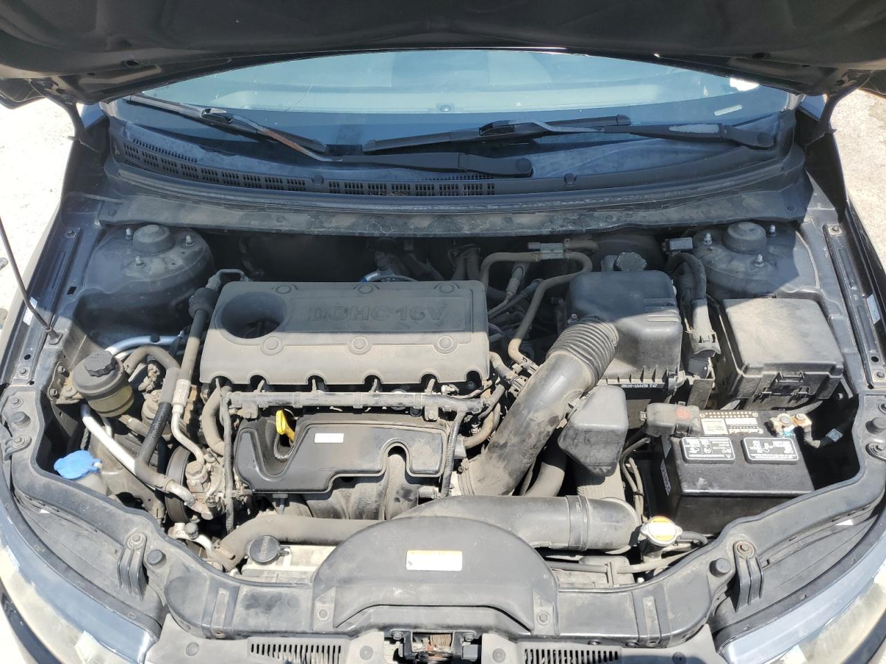 KNAFT4A26C5628111 2012 Kia Forte Lx